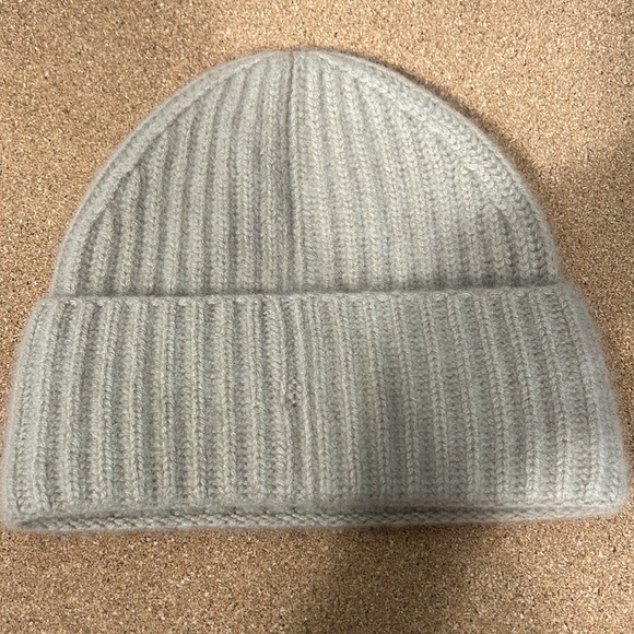 Vince Tan Cashmere Donegal Rib Cuffed Hat one size - Picture 2 of 11